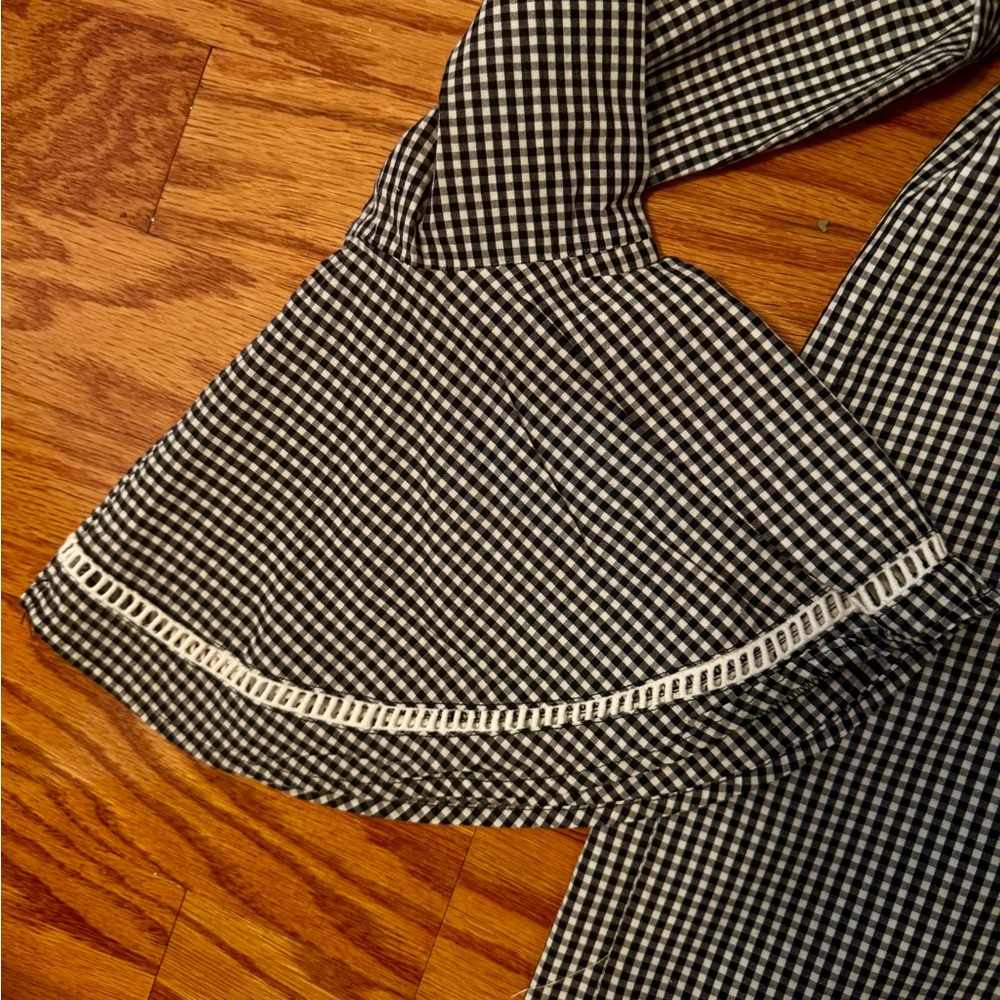 Studio West Apparel Embroidered Gingham Top – Size M - Picture 5 of 10